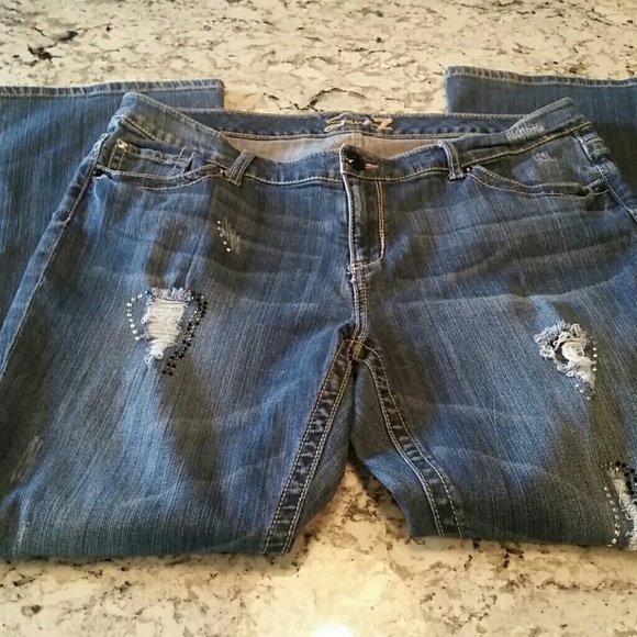 Seven7 Denim - Seven7 jeans destroyed embellished EUC 20 D8